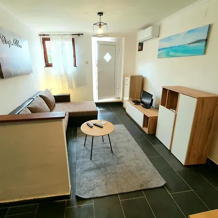 & Primavera Lägenhet