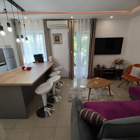 & Primavera Lägenhet