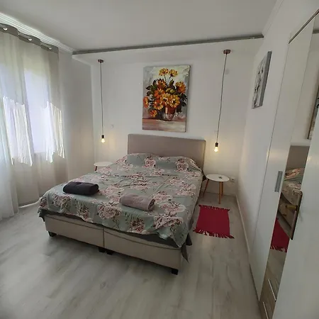 & Primavera Lägenhet Pula