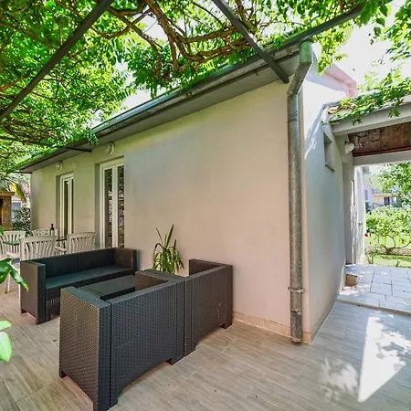 Lägenhet & Primavera Pula